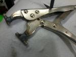 brakerivet pliers