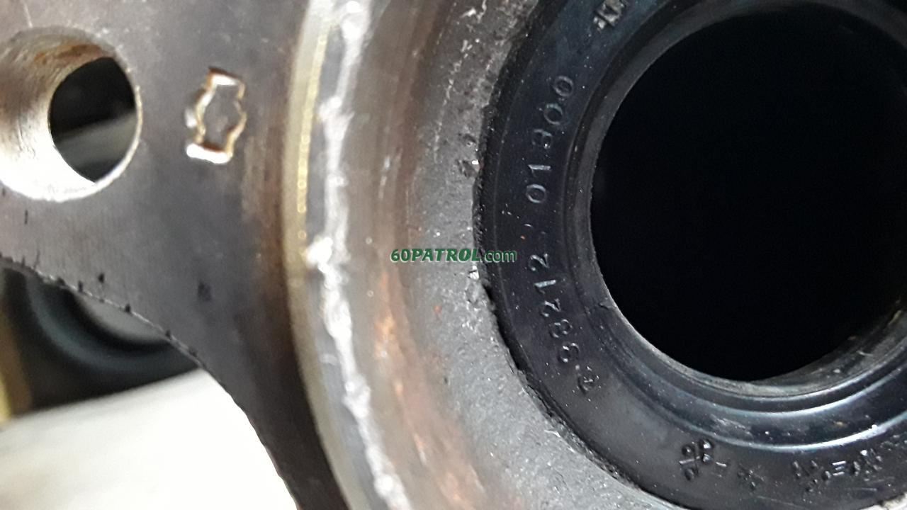 7005